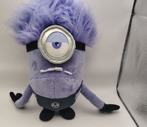 Universal Studios 1-Eye Evil Purple Minion Plush
